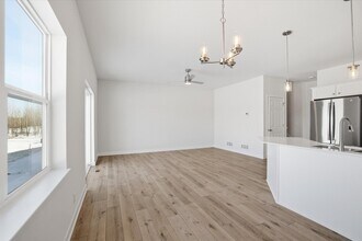 330 Cattail Ct in Genoa City, WI - Building Photo - Building Photo