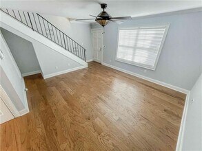 27 Villa Ct SE in Smyrna, GA - Building Photo - Building Photo