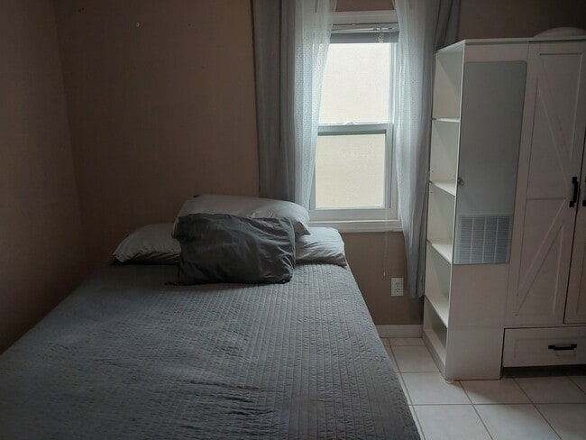 property at 392 Nettles Blvd