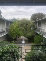 6705 De Longpre Ave, Unit 12 Apartments