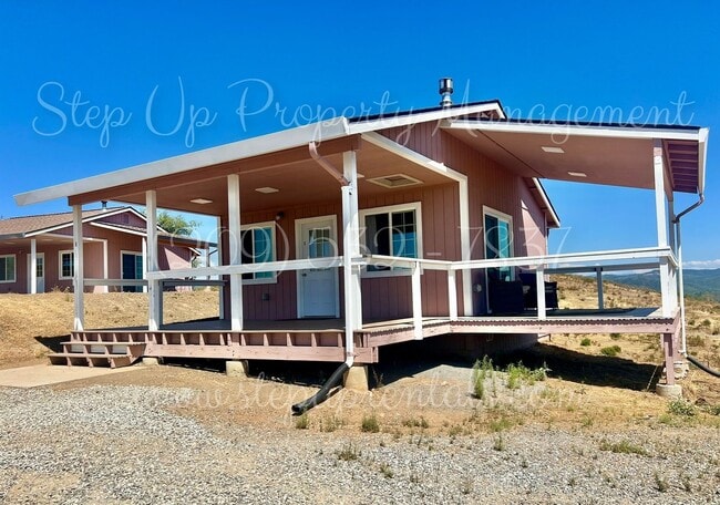 8440 Ponderosa Way in Mountain Ranch, CA - Building Photo - Building Photo