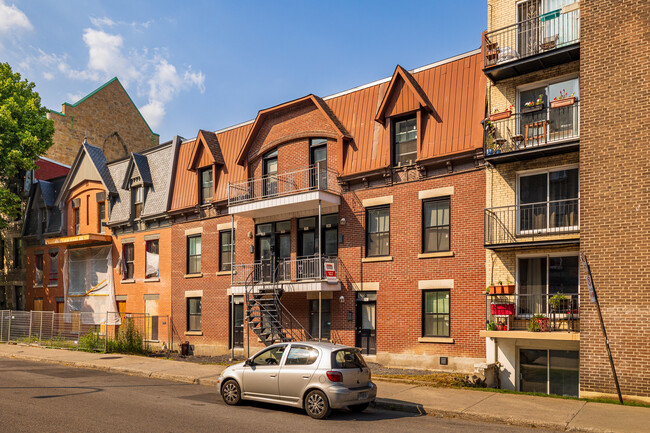 3707-3715 Berri Rue in Montréal, QC - Building Photo - Building Photo