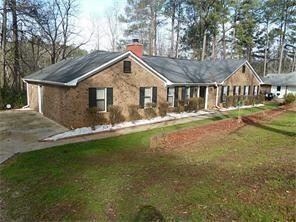 689 Dogwood Dr NW in Lawrenceville, GA - Building Photo