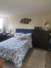 1242 S Military Trail in Deerfield Beach, FL - Building Photo - Building Photo