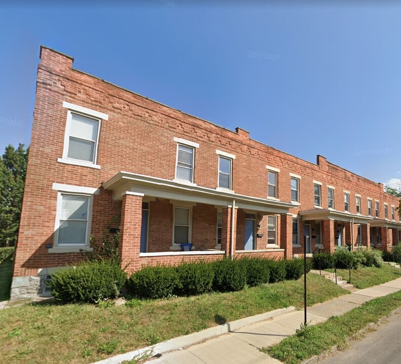 880-896 E Whittier St in Columbus, OH - Foto de edificio