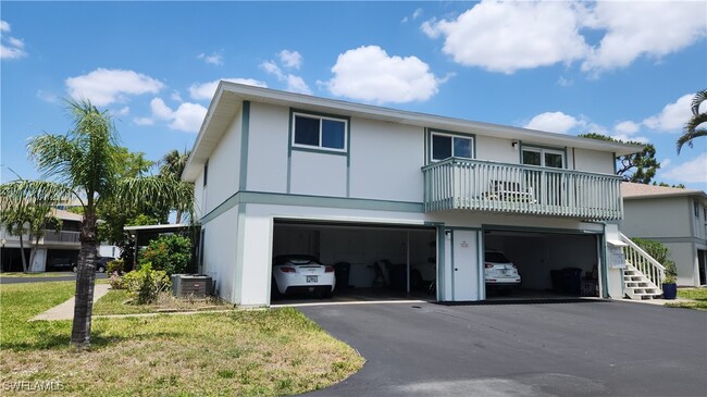 3301 Prince Edward Island Cir in Ft. Myers, FL - Building Photo - Building Photo