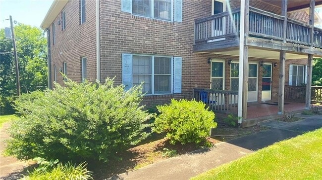 property at 119 Jasmine Ln