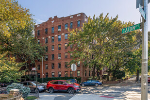 81 Ocean Pky in Brooklyn, NY - Building Photo