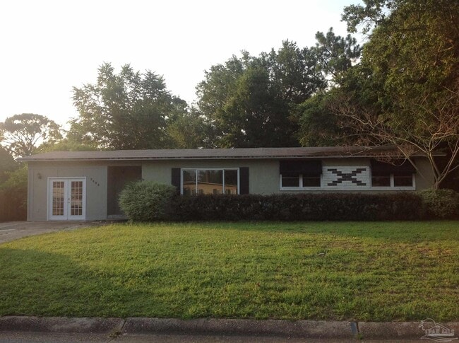 property at 3525 Wellington Rd