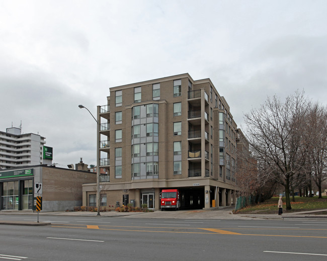 Elite Condominiums on Yonge in Toronto, ON - Building Photo - Building Photo