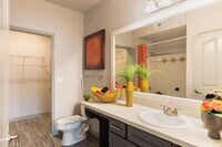 Apex at Royal Oaks photo'