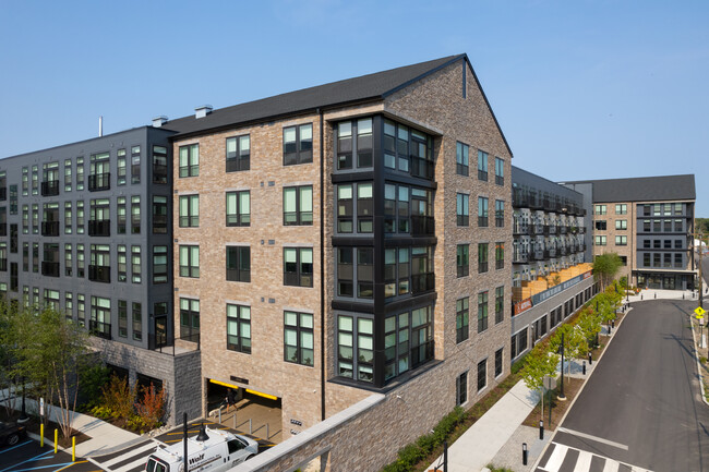 Matson Mill in Conshohocken, PA - Foto de edificio - Building Photo