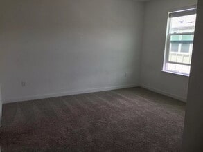 1896 Midnight Cir in San Jose, CA - Building Photo - Building Photo