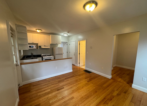 12 Cheever Ct, Unit 1 in Boston, MA - Building Photo - Building Photo