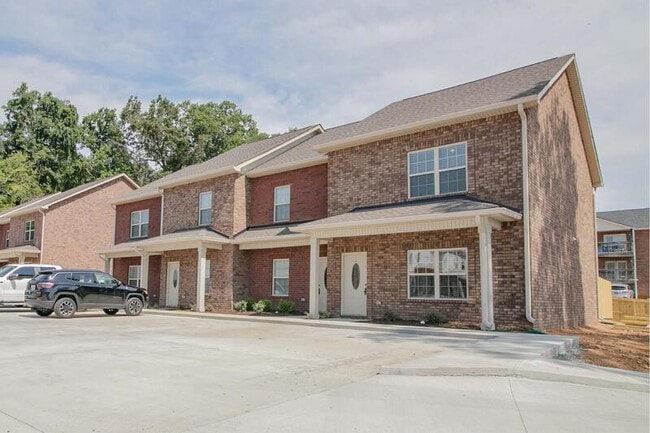 property at 550 Peachers Mill Rd