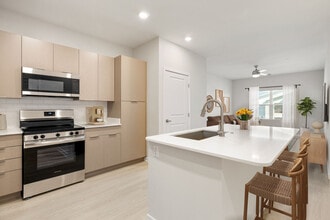 Aventon Grove in Davenport, FL - Building Photo - Building Photo