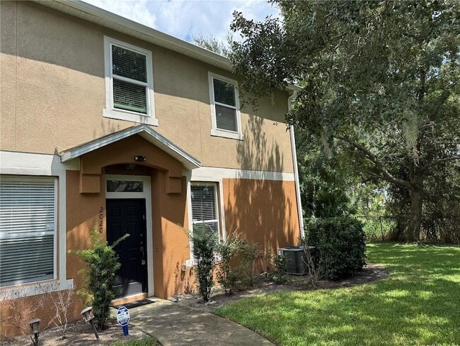 2020 San Jacinto Cir, Unit 200 in Sanford, FL - Building Photo - Building Photo