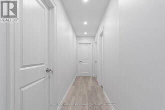 177 The Queensway S in Georgina, ON - Building Photo - Building Photo