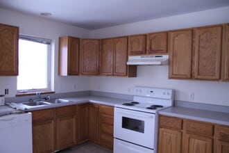 648 S Burr Oak Ave, Unit 648 South Burr Oak Avenue in Oregon, WI - Building Photo - Building Photo