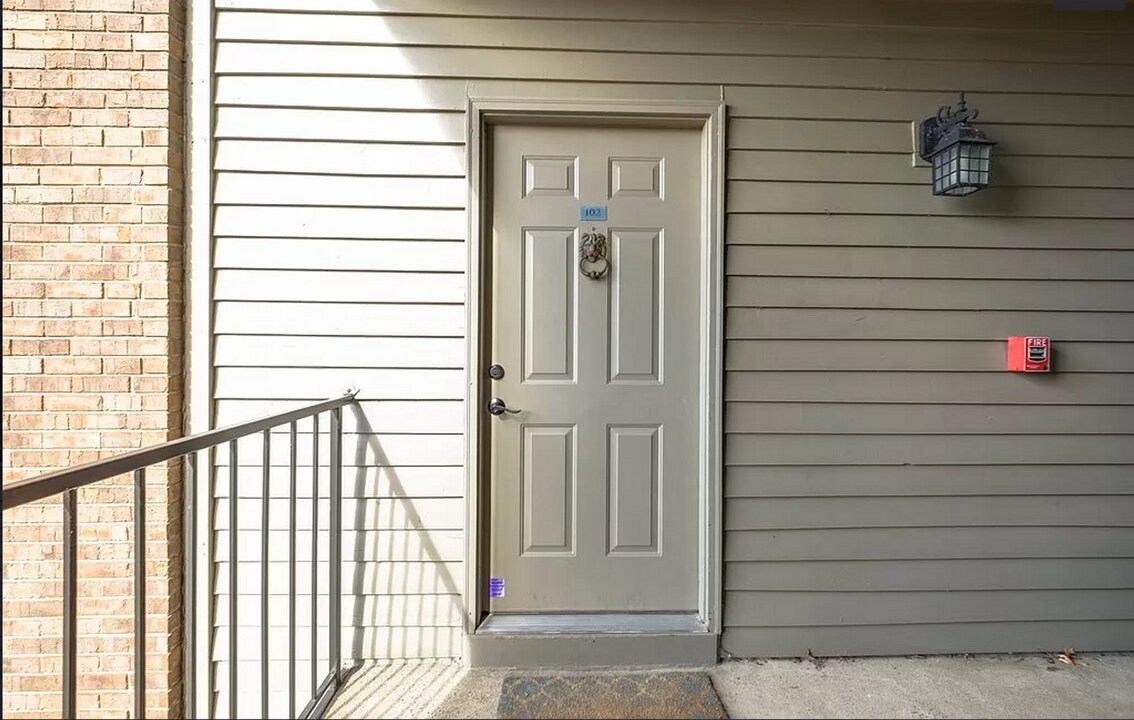 102 Sloan Rd in Nashville, TN - Building Photo