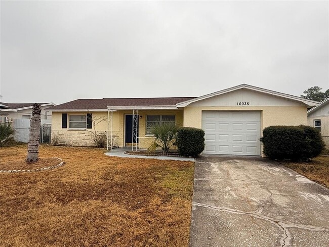 property at 10038 Kingswood Ln