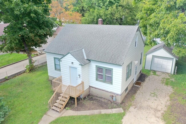 707 7th St NW in Rochester, MN - Building Photo - Building Photo