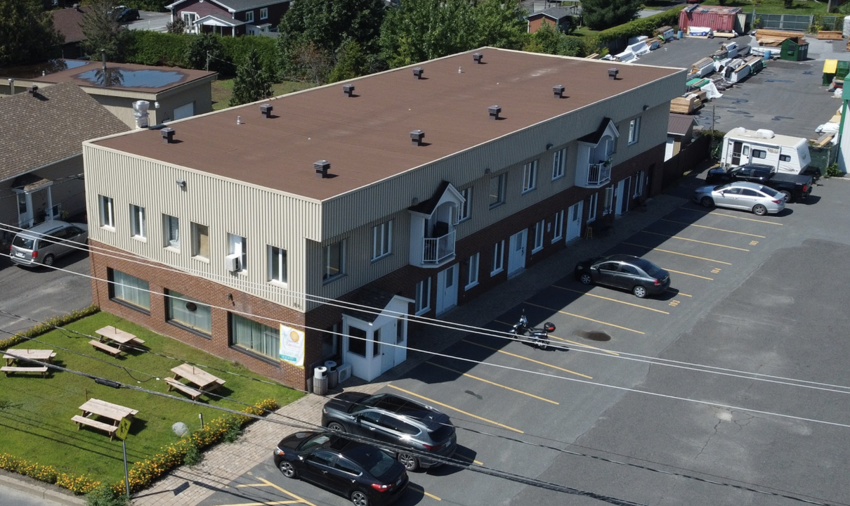 891 Principale in St-Amable, QC - Building Photo