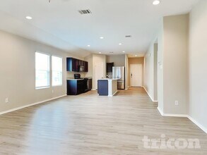 414 Lance Trail in San Marcos, TX - Building Photo - Building Photo