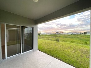 477 Noble Ave in Davenport, FL - Building Photo - Building Photo