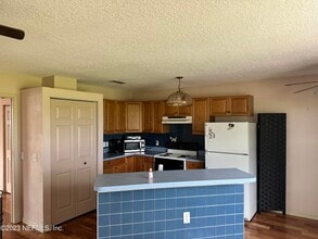9465 Cowpen Branch Rd in Hastings, FL - Building Photo - Building Photo