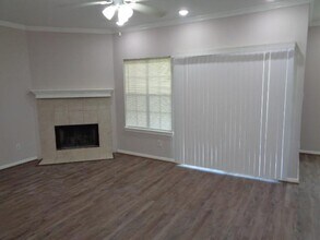 12565 Melville Dr in Montgomery, TX - Building Photo - Building Photo