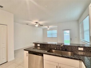 10381 Lavender Aster Trl in San Antonio, FL - Building Photo - Building Photo