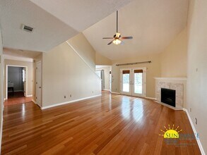 1034 Arthur Ashe Ct in Fort Walton Beach, FL - Building Photo - Building Photo