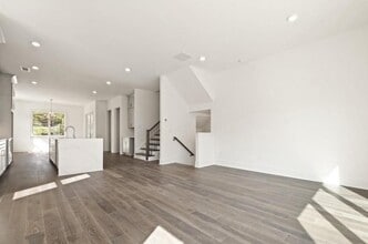 3667 Peachtree Rd in Atlanta, GA - Building Photo - Building Photo