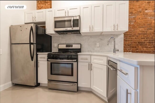 636 Sterling Pl in Brooklyn, NY - Building Photo - Building Photo