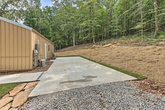 75 S Tallassee Dr in Tallassee, AL - Building Photo - Building Photo