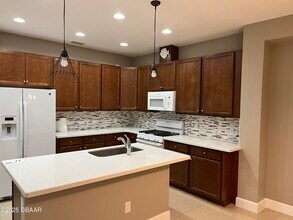 340 Tiki Ter in Daytona Beach, FL - Building Photo - Building Photo