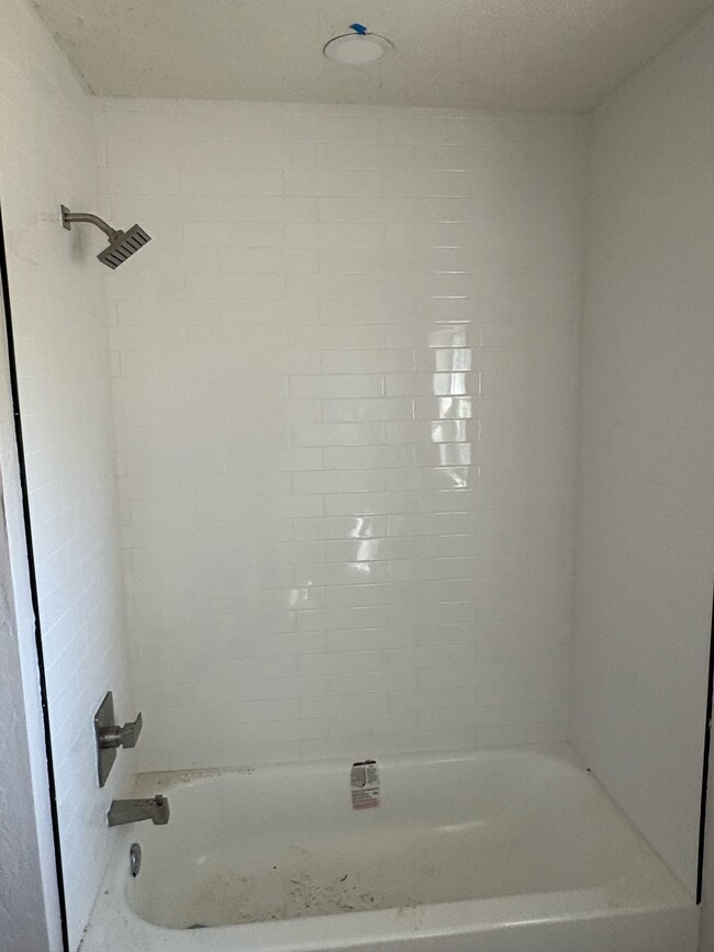 1318 S 16th St in Chickasha, OK - Building Photo - Building Photo