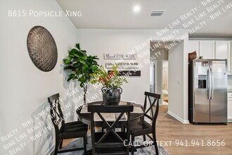 8615 Popsicle Xing in Parrish, FL - Building Photo - Building Photo