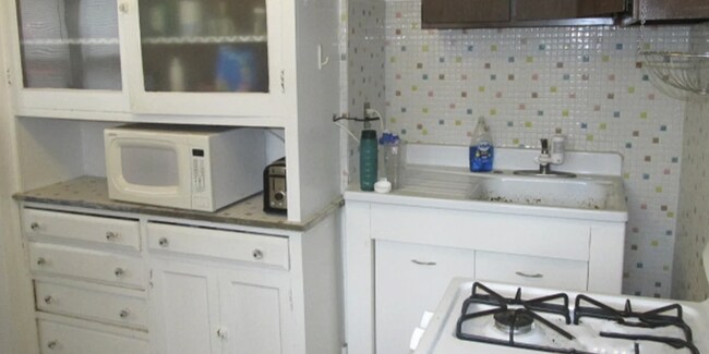 property at 3709 N Hoyne Ave
