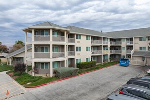 The Remington in Hanford, CA - Building Photo