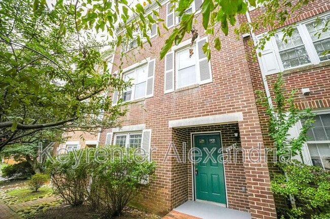 2134 Langston Blvd. in Arlington, VA - Building Photo - Building Photo