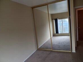 1220 La Playa St, Unit 102 in San Francisco, CA - Foto de edificio - Building Photo
