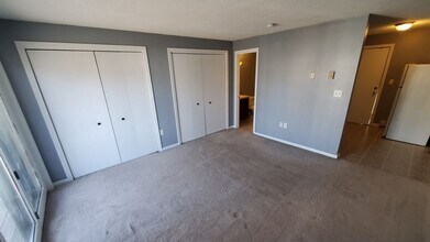 134 W Main St in Plainville, CT - Building Photo - Building Photo