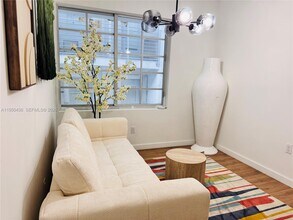 1525 Euclid Ave in Miami Beach, FL - Foto de edificio - Building Photo