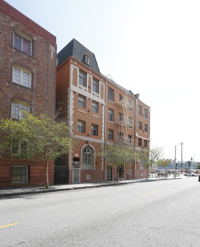 Barrymar Apartments in Los Angeles, CA - Building Photo - Building Photo