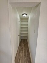 3212 San Salvador St in Laredo, TX - Building Photo