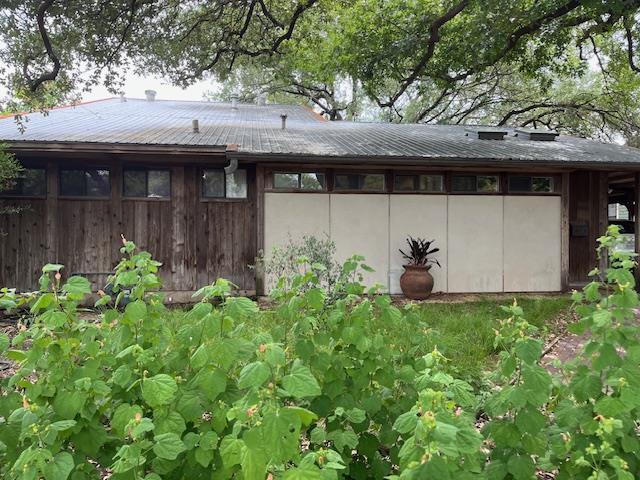 property at 1211 Ruth Ave