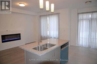 1475 Blackmore St in Innisfil, ON - Building Photo - Building Photo