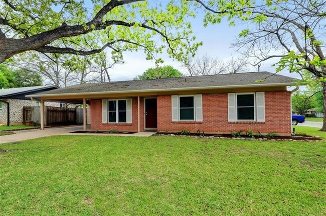 8301 Franwood Ln in Austin, TX - Building Photo - Building Photo